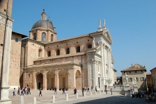 Urbino, Duomo - Katedra Matko Boskiej Wniebowziętej